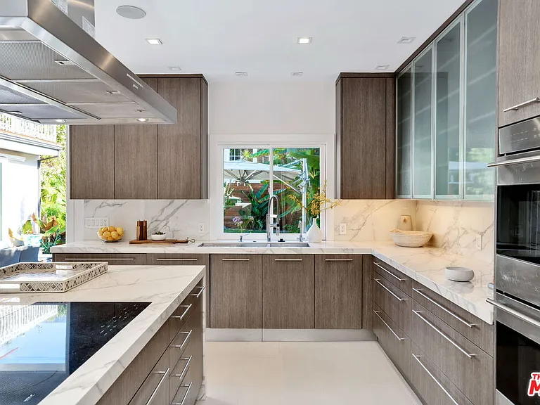 314 Palisades Ave — Photo 16