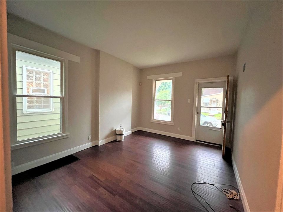 4721 Goethe Ave, Saint Louis, MO 63116 Zillow