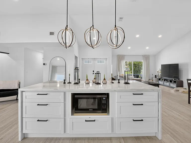 16709 SW 5th Ct — Photo 14