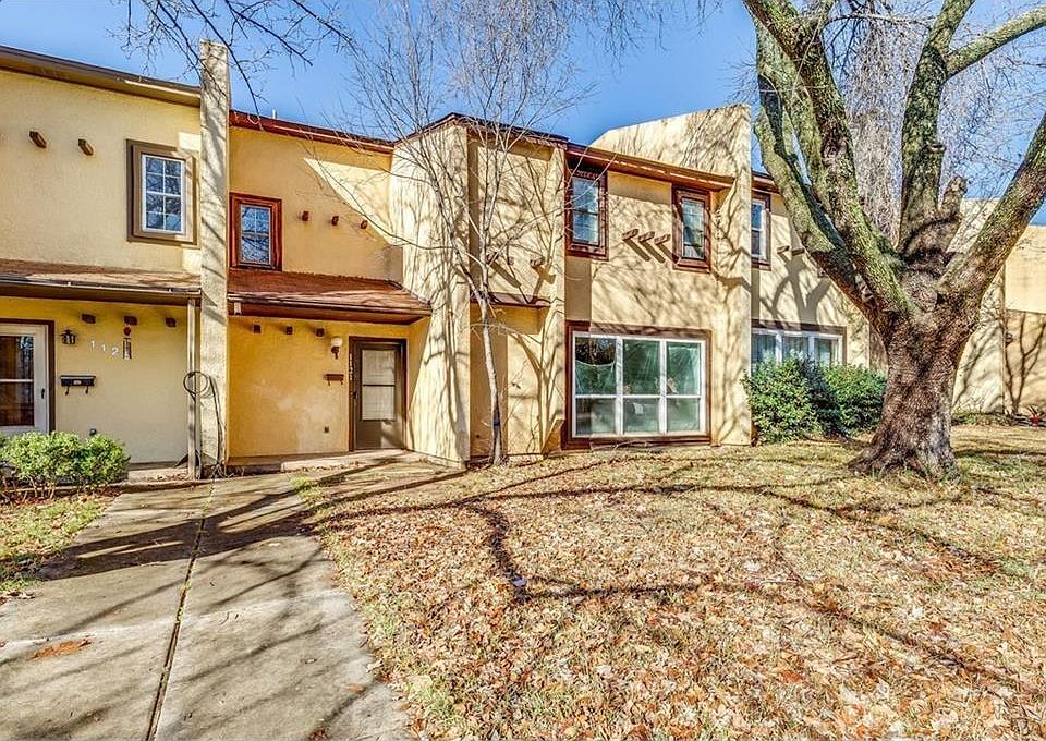 2nd image of 1121 Missy Ln