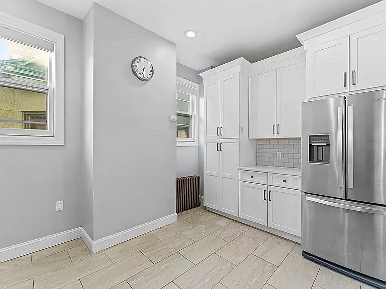 Liberty Pl — Photo 9