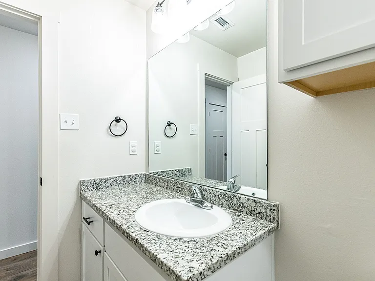 5521 121st St #B — Photo 42
