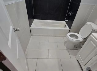 262 Chadwick Ave #1B, Newark, NJ 07108