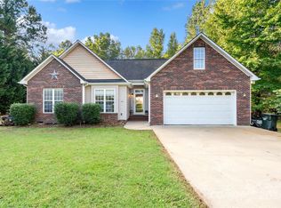 1024 Dove Meadows Dr, Gastonia, NC 28052