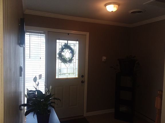 4th image of 420 Bethlehem Ct