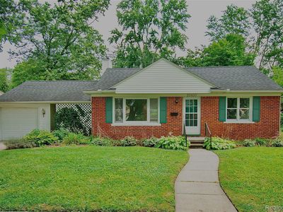 23100 Floral St, Farmington, MI, 48336