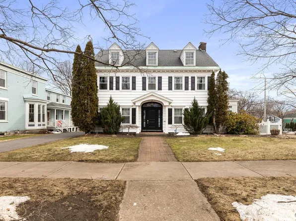 143 E 7th St, Oswego, NY 13126