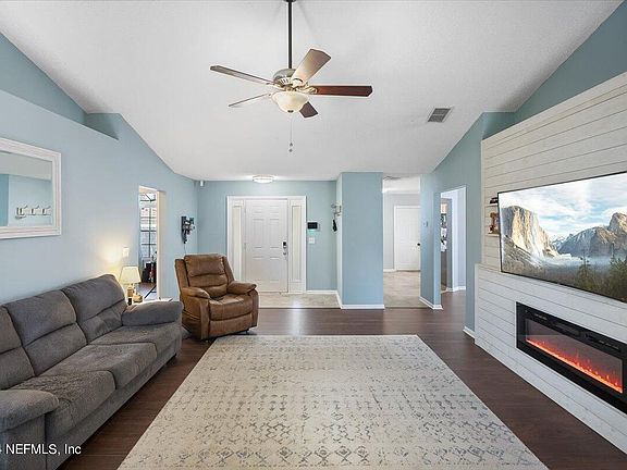 4th image of 2030 WYNDHAM HOLLOW Court