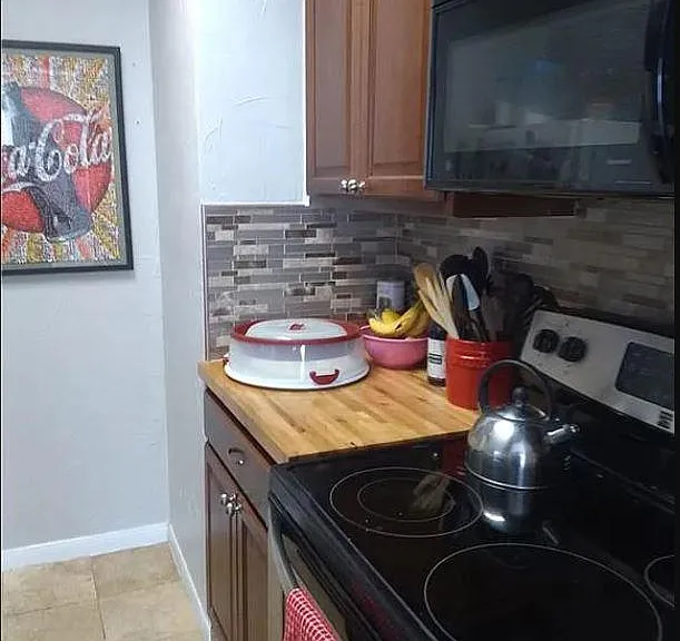 2706 Salado St #305 — Photo 5