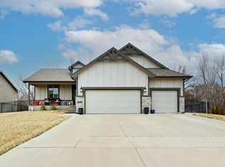 15310 E Woodcreek St, Wichita, KS 67230