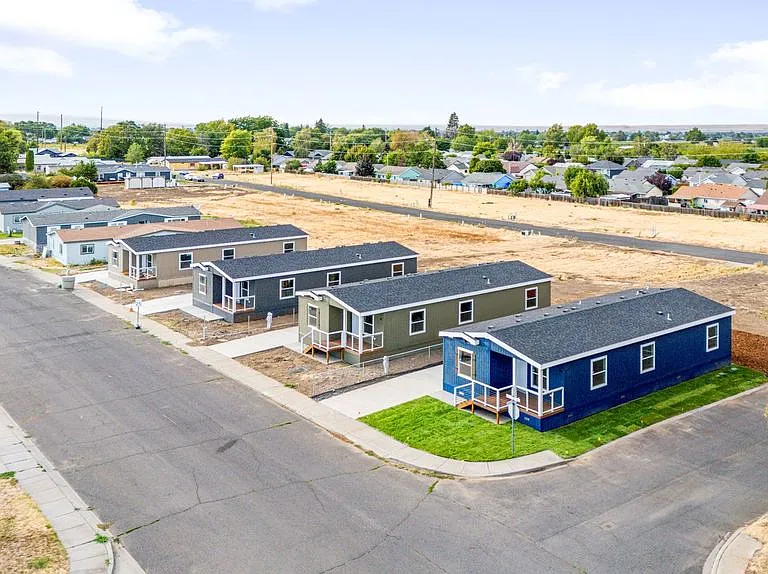 All of the units has the same exterior.