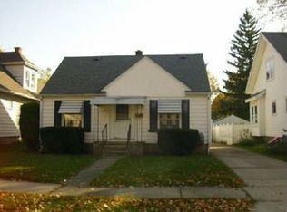 135 Miller St, Mount Clemens, MI 48043