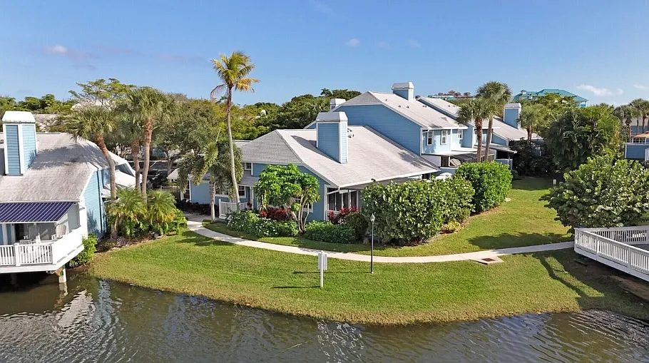 Building Photo - 622 Ocean Dunes Cir