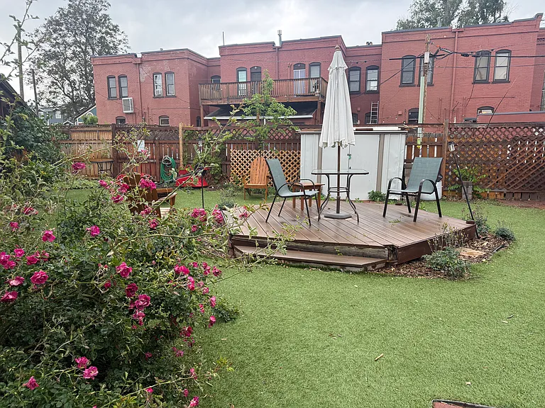 shared courtyard and gardens.