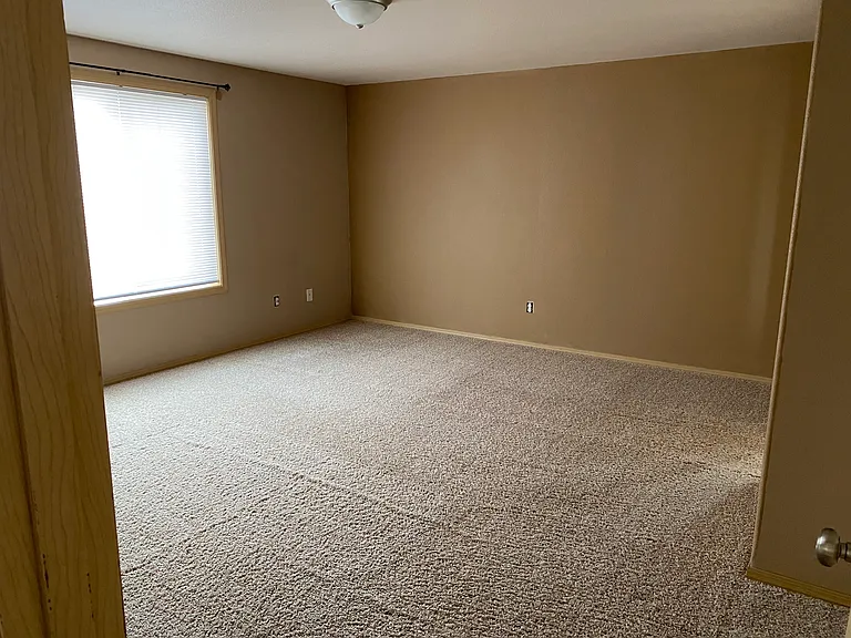 4116 Galway Ln — Photo 12