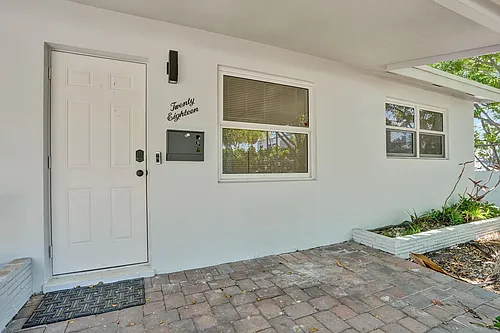 2018 NE 15th St Photo 1