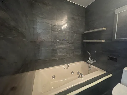 Rented by Nest Seekers International | media 22