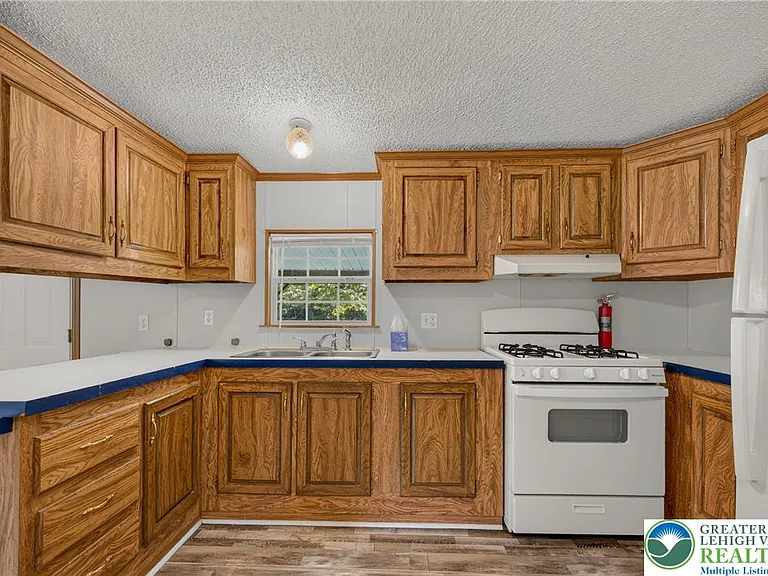 2674 Williams Rd — Photo 18