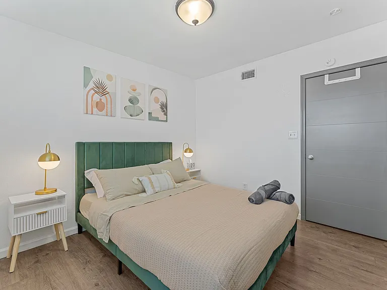 4203 Philmont Ave — Photo 21