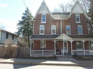 208 Bridge St #2, Mont Clare, PA 19453