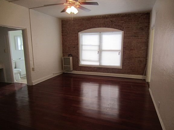 2nd image of 1848 N Gramercy Pl APT 508
