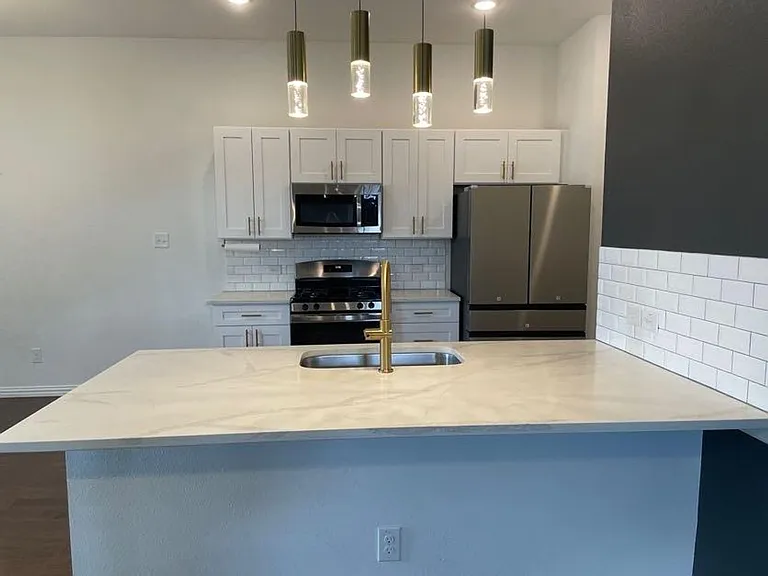 4342 Hebron St — Photo 6