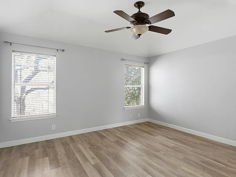 3324 Tumblewood Trl — Photo 13