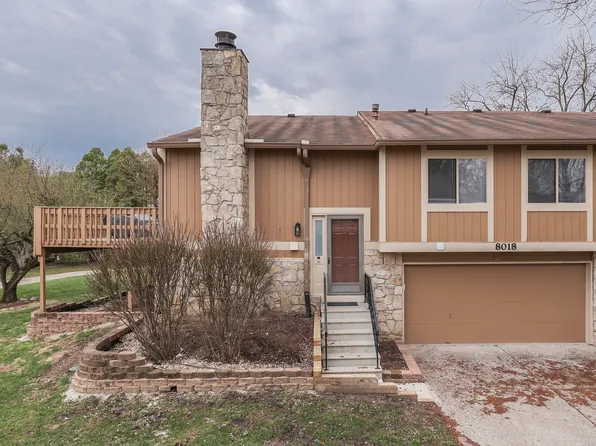 8018 Sunfield Ct, Indianapolis, IN 46214