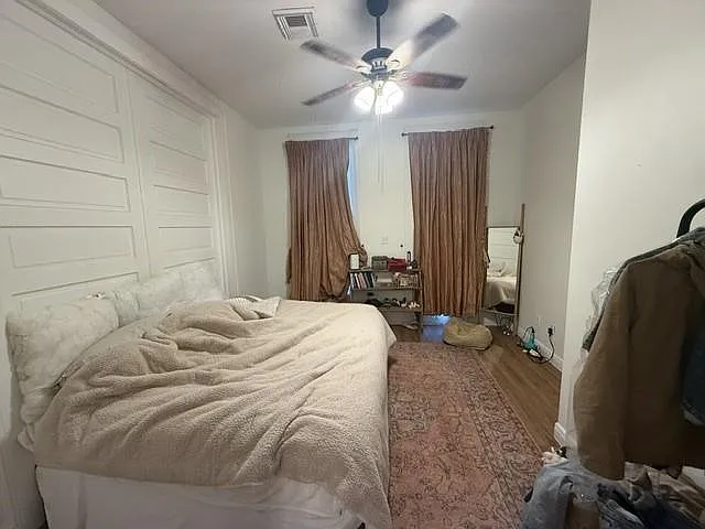 3 bed, 2.0 bath, 1000 sqft, $3,300 — Photo 3