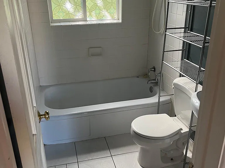 7 N Clarkson St — Photo 8