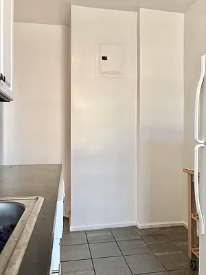 Rented by Matthew Gros-Werter, LREB  | media 28