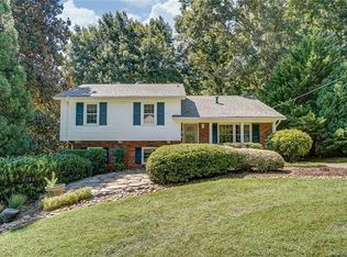 7001 Brynhurst Dr, Charlotte, NC 28210