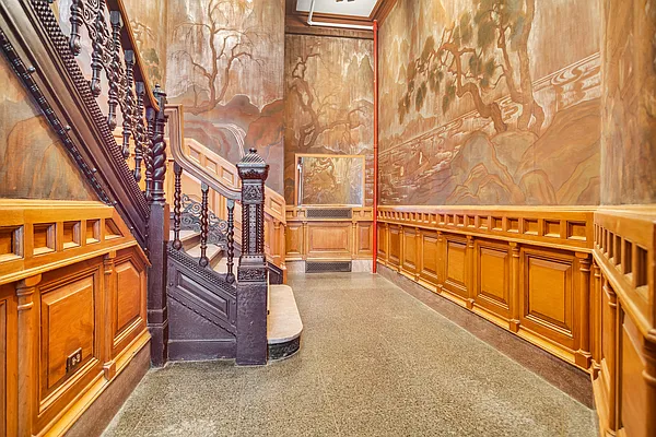 Rented by Compass | media 9