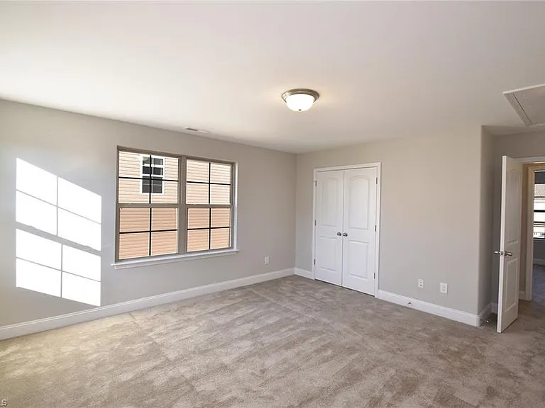 5553 Marblehead Dr — Photo 26