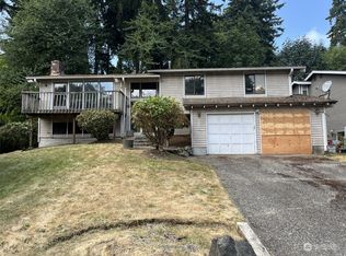 28945 12th Ave S, Federal Way, WA