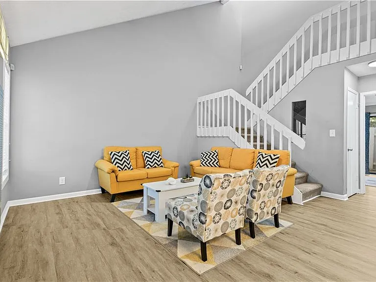1707 Cotton Patch Ln — Photo 3