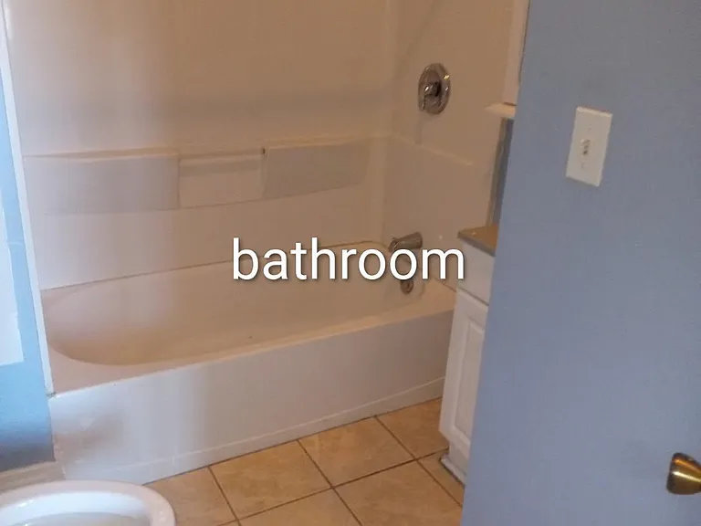 819 Chestnut St #3 — Photo 7
