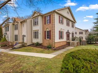 7215 Burton Hill Ct, Springfield, VA 22152