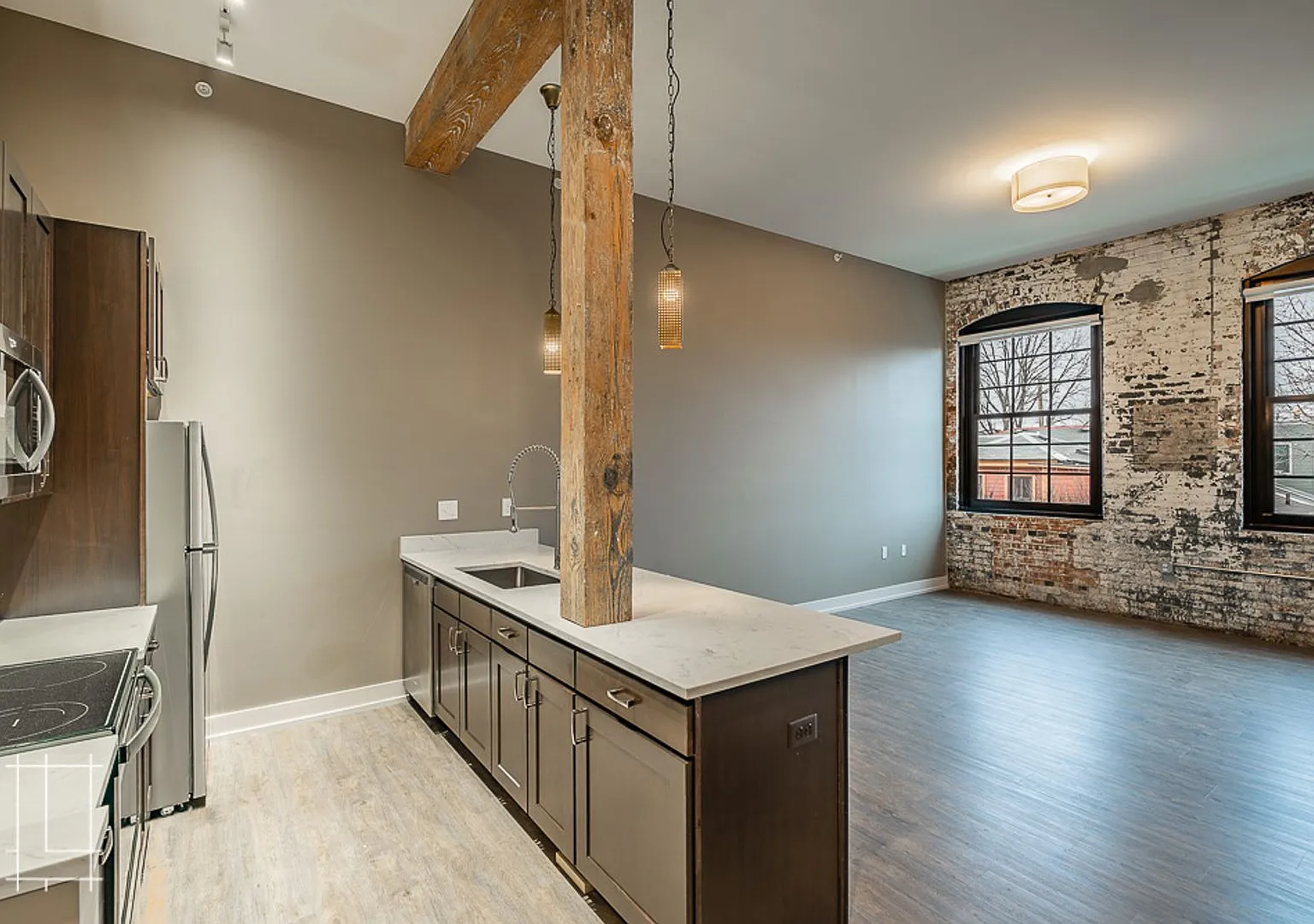 180 Detroit Ave — Photo 3