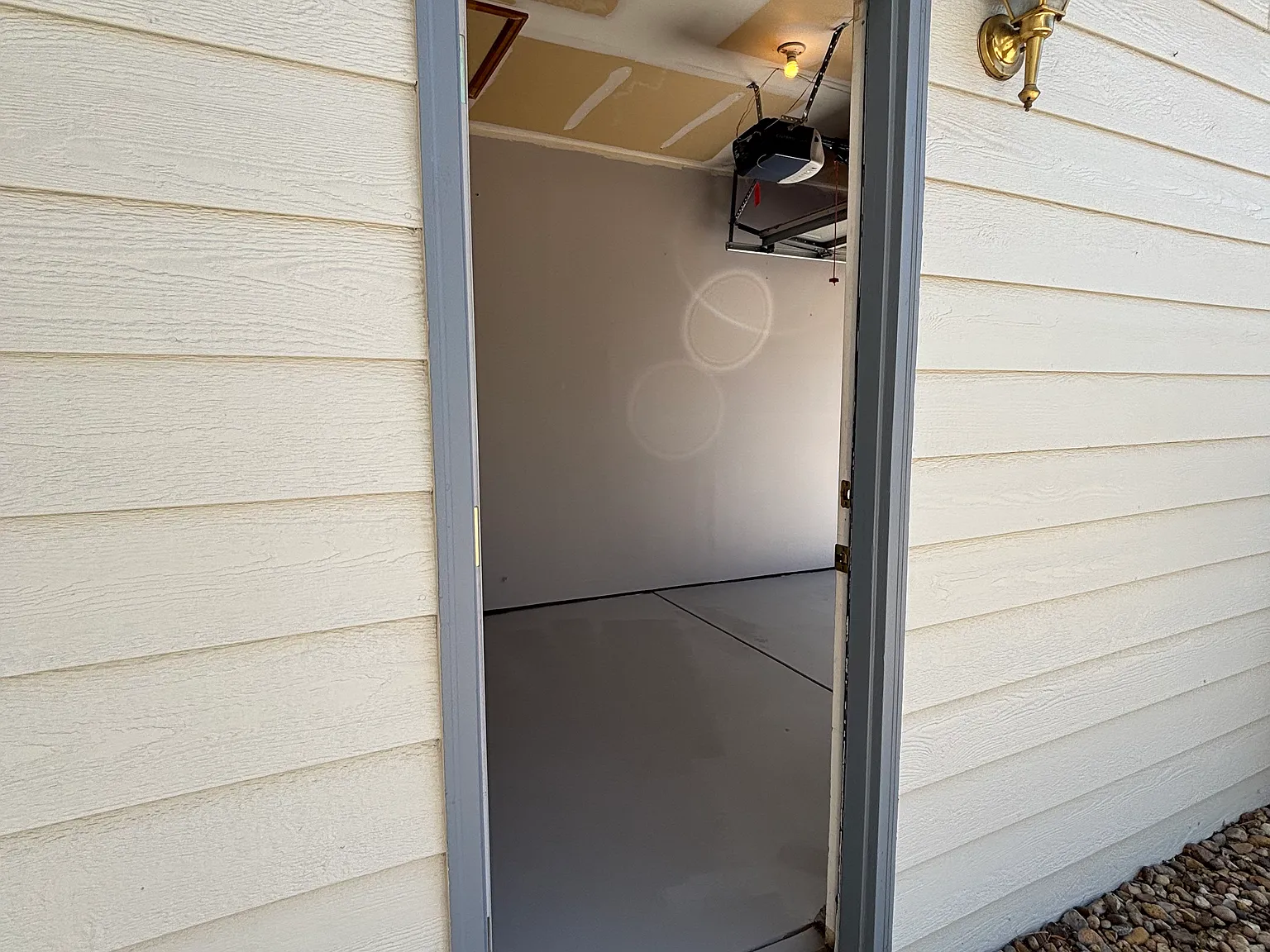 2 bed, 1.5 bath, 1620 sqft, $2,400 — Photo 3