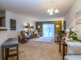 2984 Chapel Valley Rd #3005-204, Madison, WI 53711