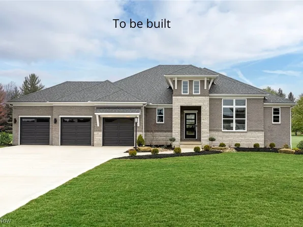 7812 Harley Hills Dr, North Royalton, OH 44133