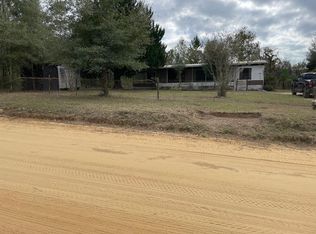 521 Main Rd, Interlachen, FL 32148