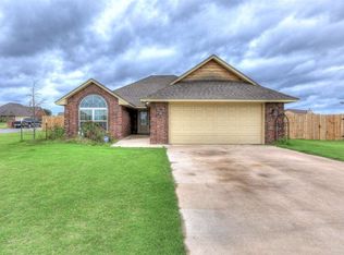102 Thurman Dr, Walters, OK 73572