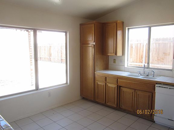 5th image of 12293 Jason Ln