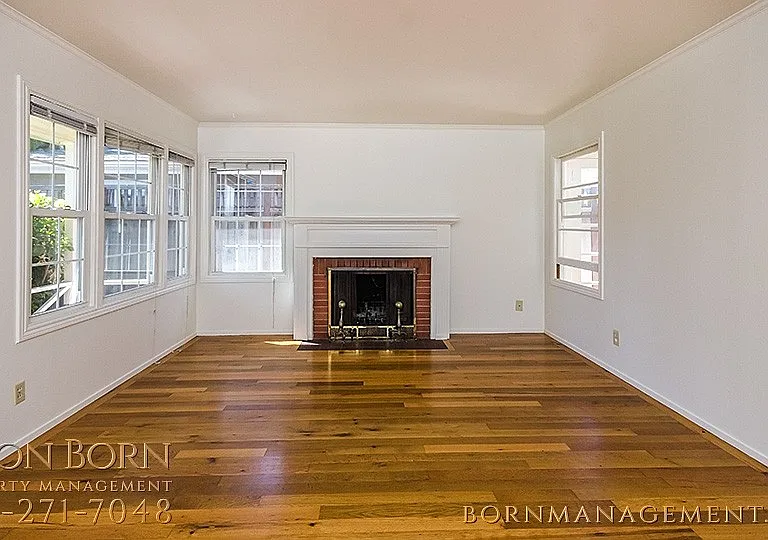 1351 Chestnut St — Photo 6
