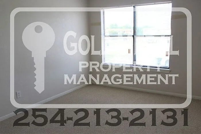 503 Longhorn Cir — Photo 11