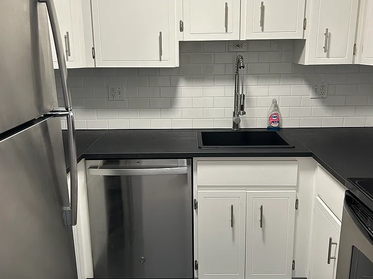 108 Norton Ave #8 — Photo 8