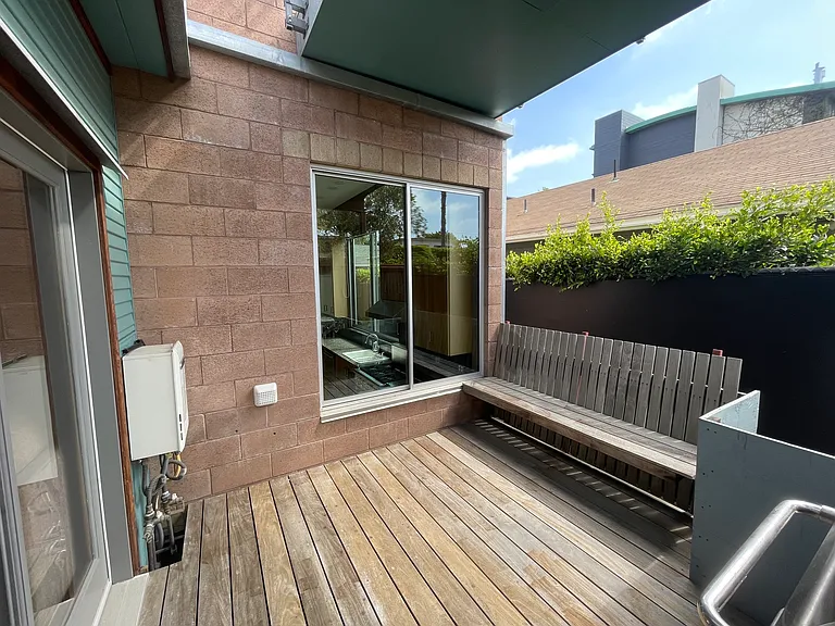 530 Brooks Ave — Photo 35