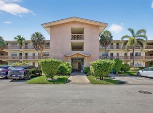 1355 NE 167th St APT 214, Miami, FL 33162